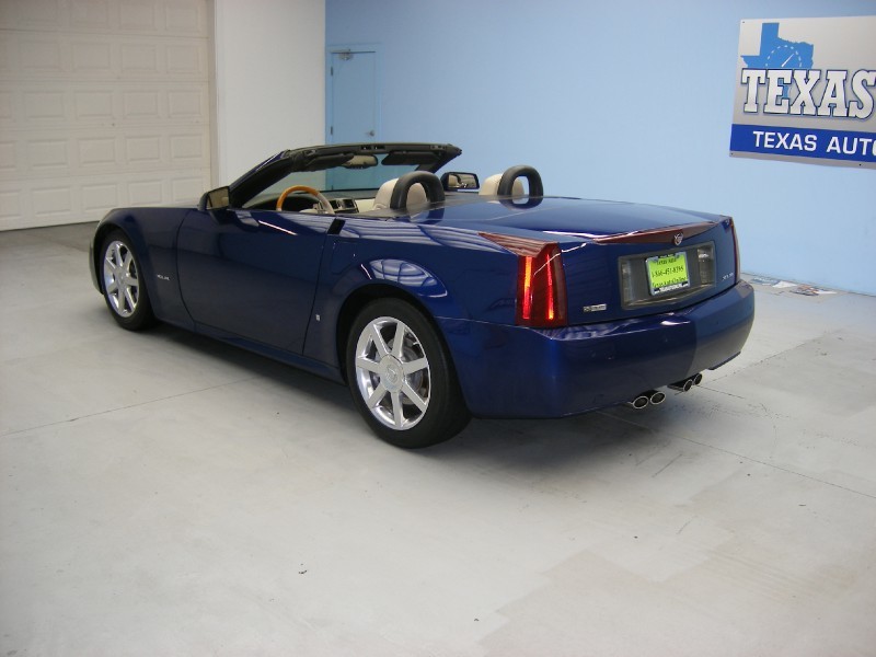 2006 Cadillac XLR - Xenon Blue