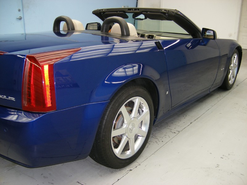 2006 Cadillac XLR - Xenon Blue