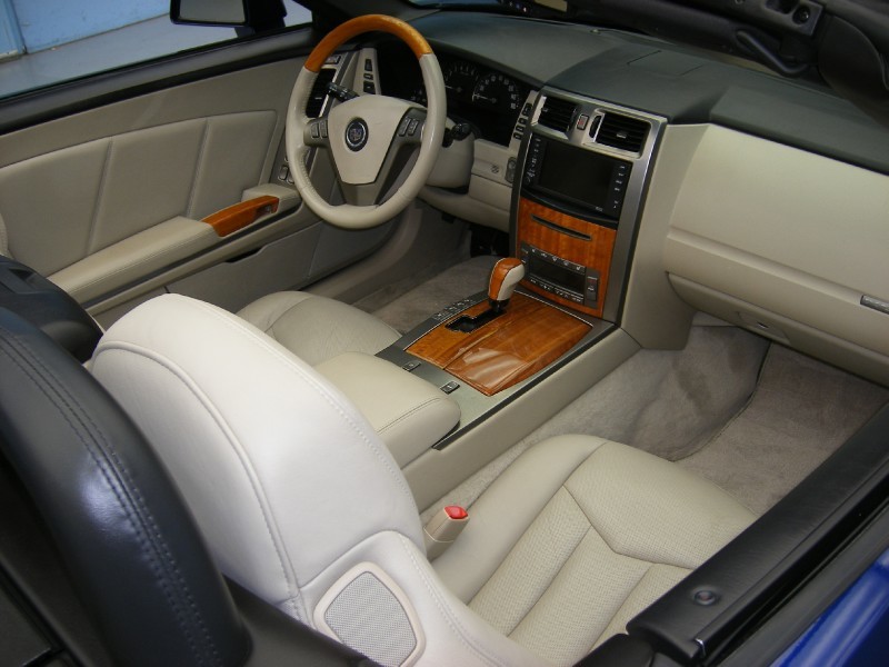 2006 Cadillac XLR - Xenon Blue