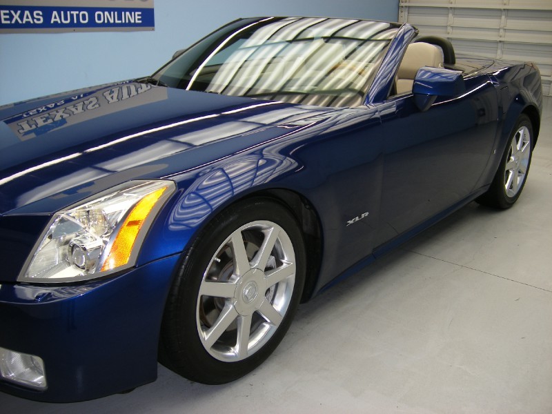 2006 Cadillac XLR - Xenon Blue