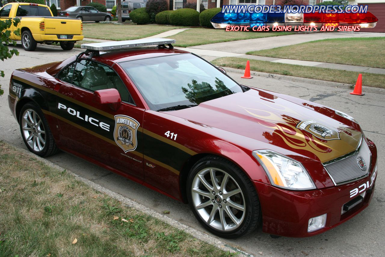 2006 XLR Police Car