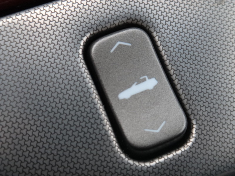 2007 Cadillac XLR in Black Raven