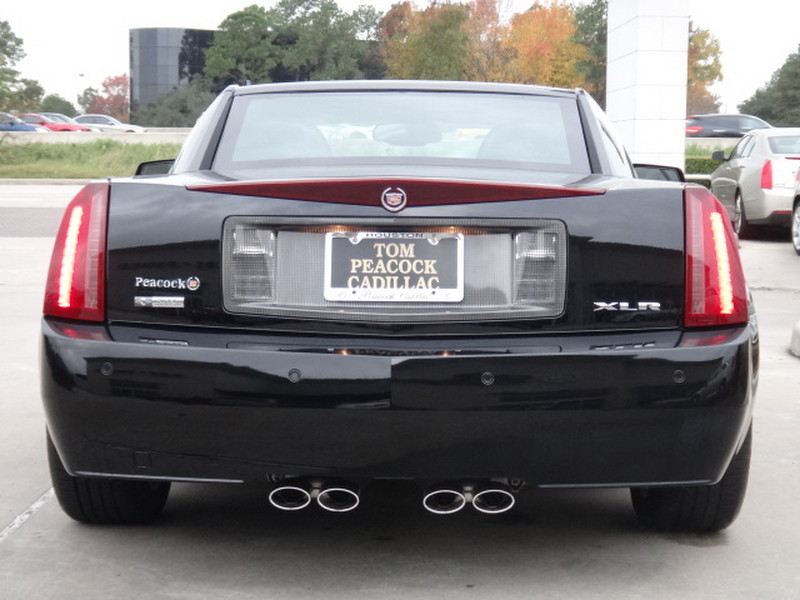 2007 Cadillac XLR in Black Raven