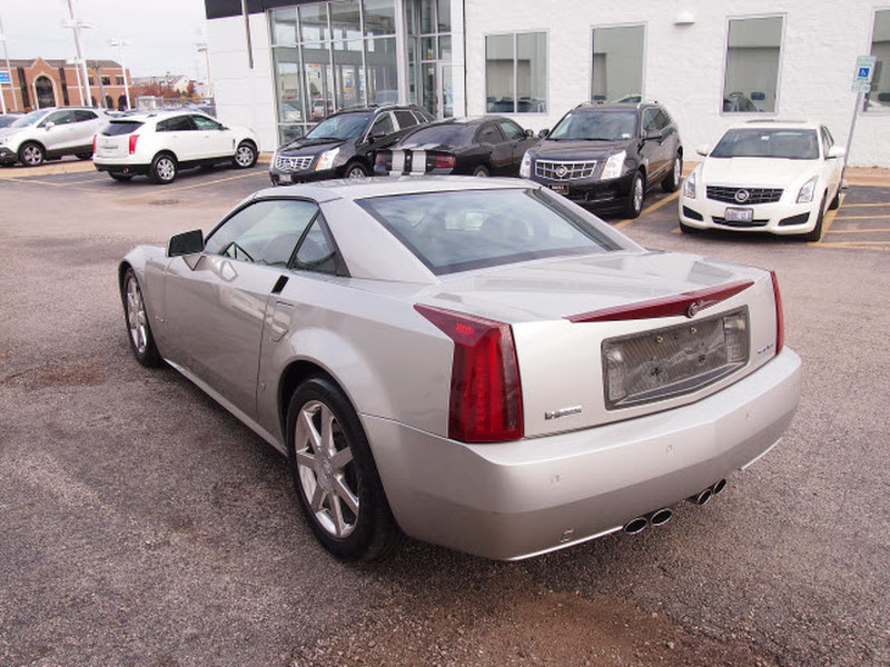 2007 Cadillac XLR - Light Platinum