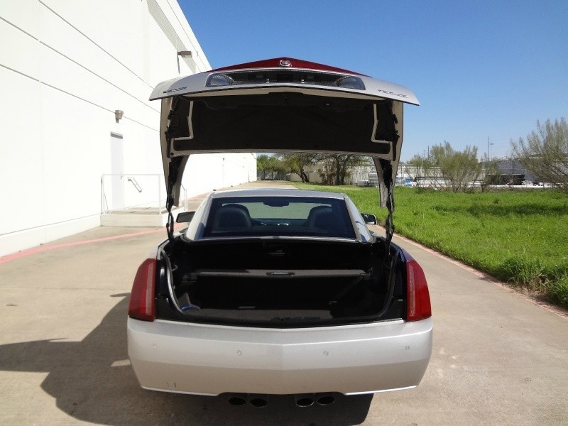 2007 Cadillac XLR - Light Platinum