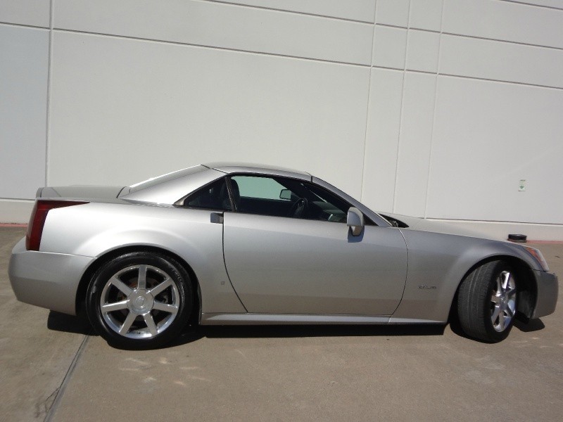 2007 Cadillac XLR - Light Platinum