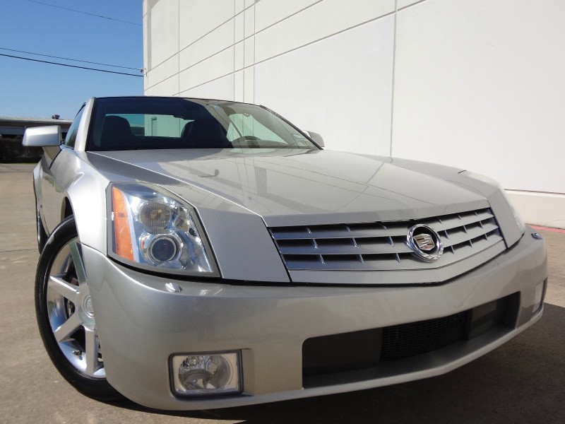 2007 Cadillac XLR - Light Platinum