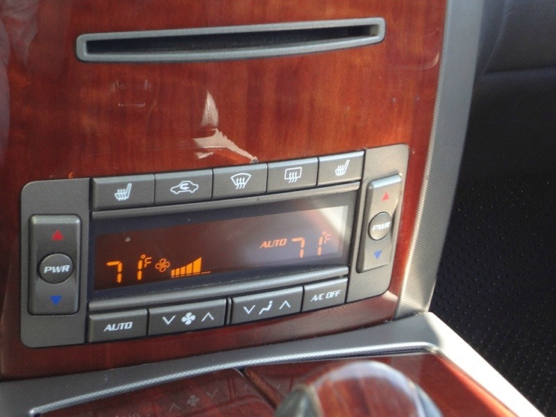 2007 Cadillac XLR - Light Platinum