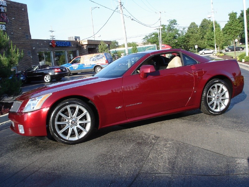 2007 Cadillac XLR-V in Infrared