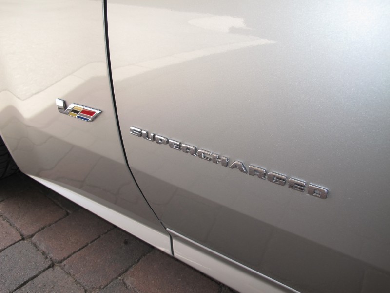 2007 Cadillac XLR-V - Light Platinum