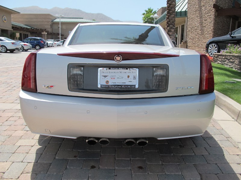2007 Cadillac XLR-V - Light Platinum