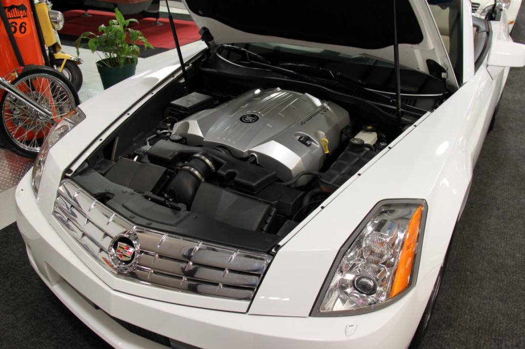 2008 Alpine White Limited Edition Cadillac XLR