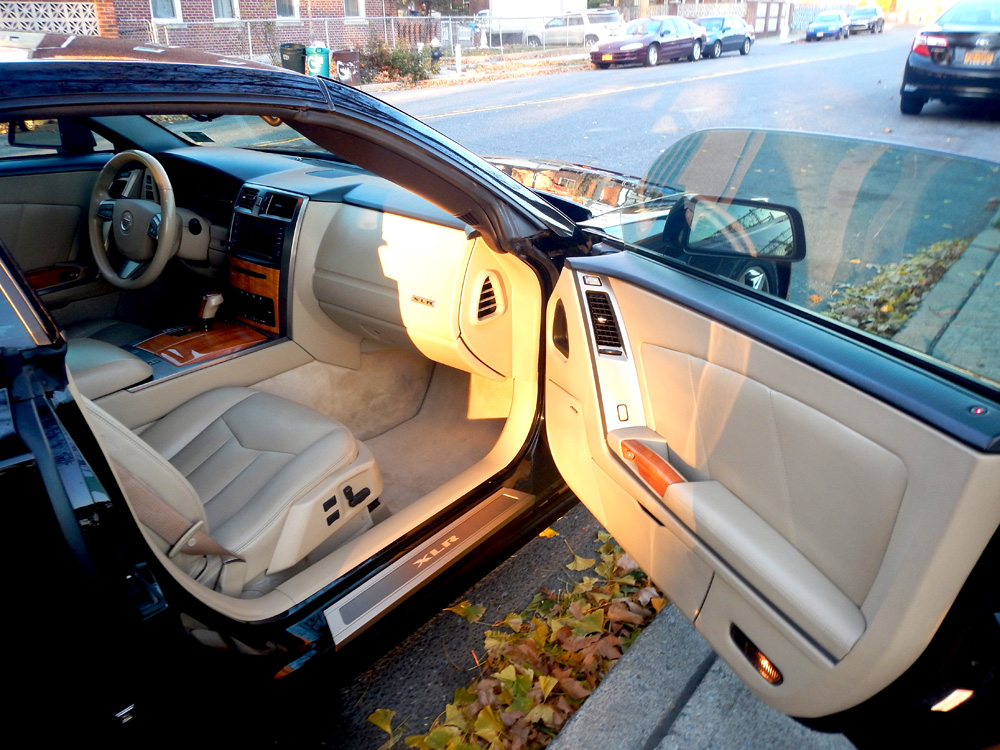 2008 Cadillac XLR - Black Raven