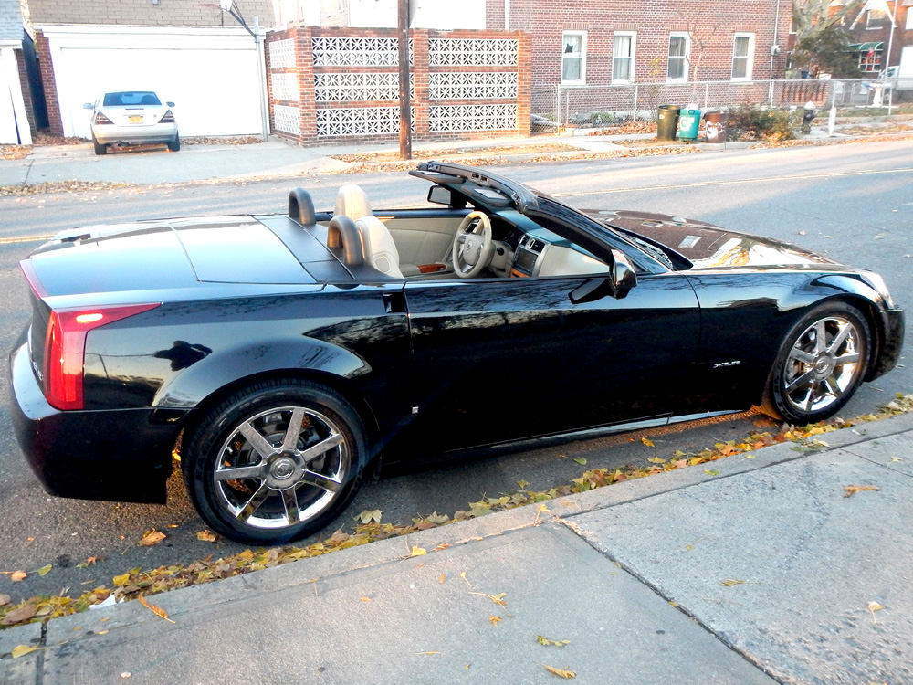 2008 Cadillac XLR - Black Raven