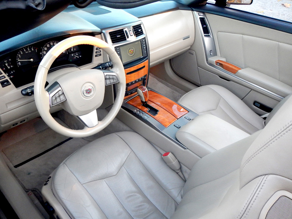 2008 Cadillac XLR - Black Raven