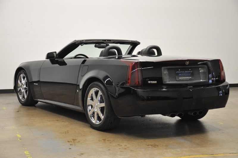 2008 Cadillac XLR in Black Raven