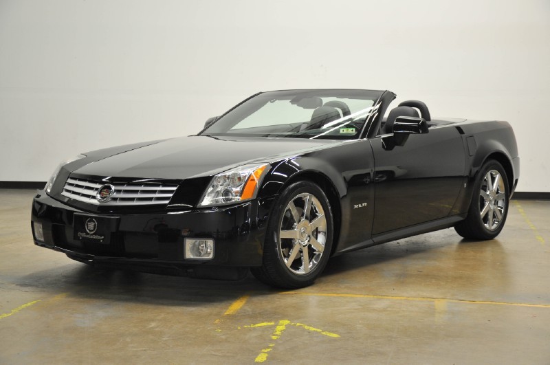 2008 Cadillac XLR in Black Raven