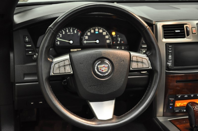 2008 Cadillac XLR in Black Raven