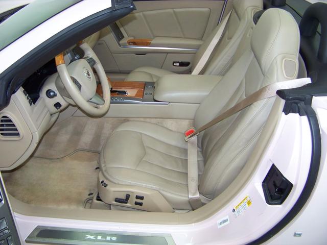 2008 Cadillac XLR - Mary Kay Pink