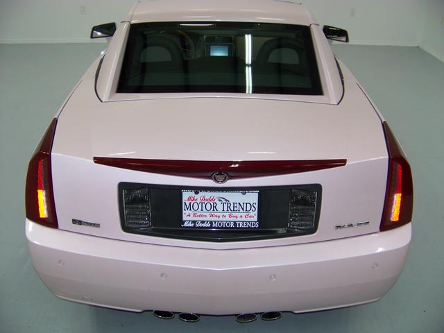 2008 Cadillac XLR - Mary Kay Pink