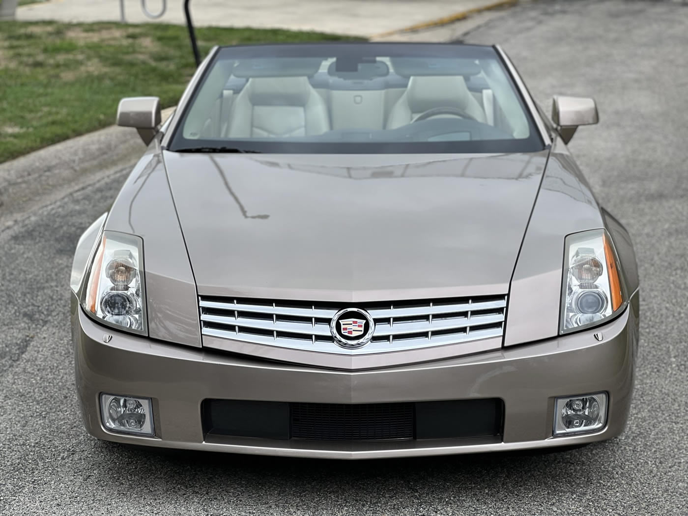 2008 Cadillac XLR Platinum Edition in Goldstream Metallic