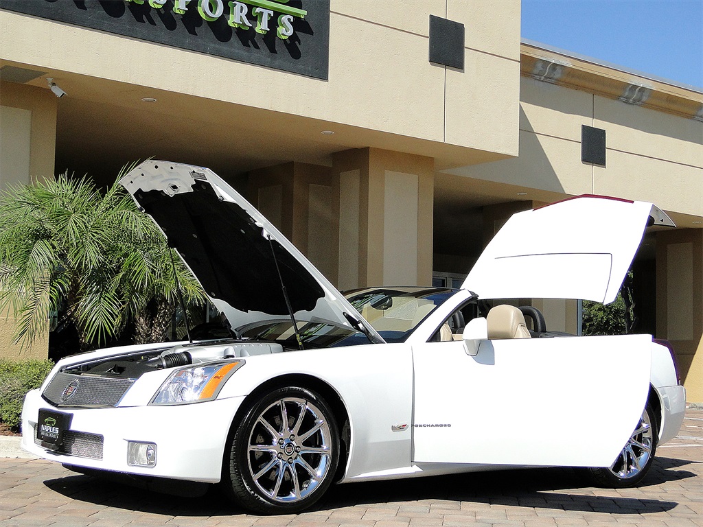 2008 Cadillac XLR-V - Alpine White