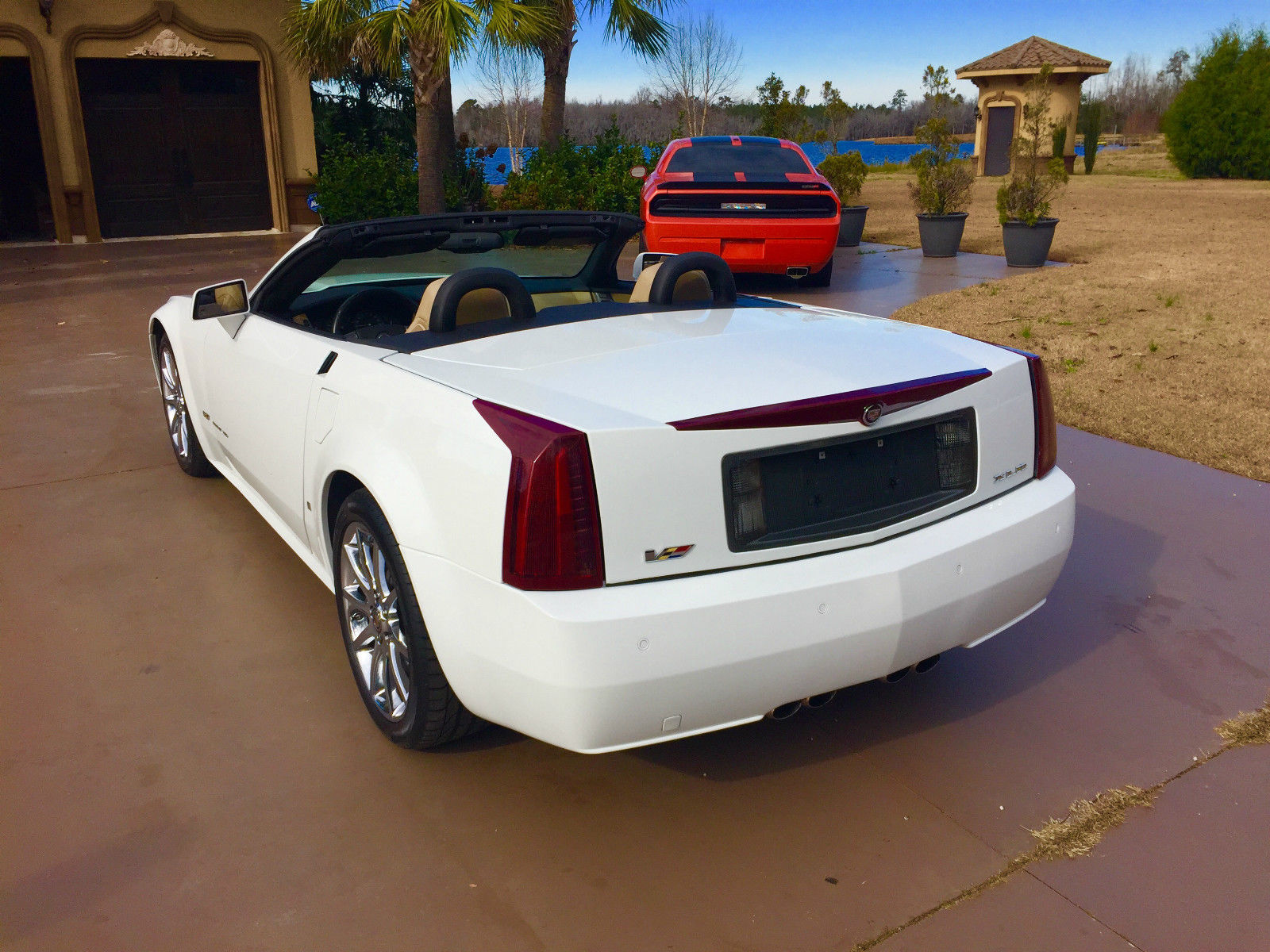 2008 Cadillac XLR-V - Alpine White