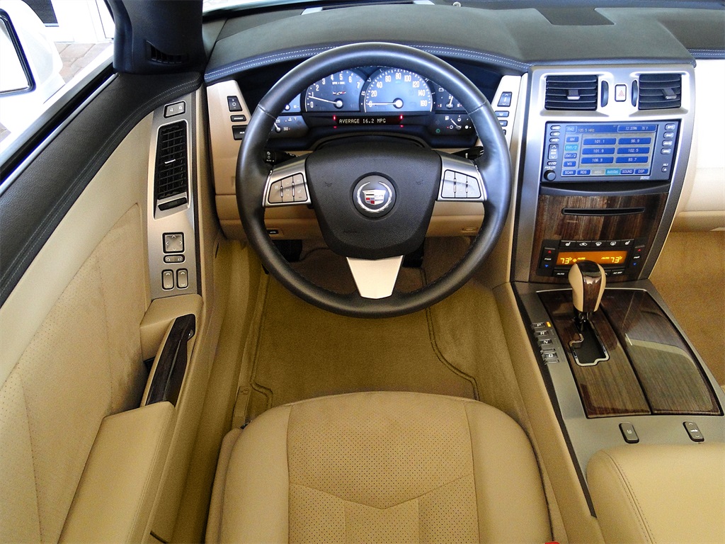 2008 Cadillac XLR-V - Alpine White