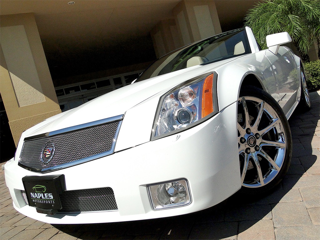 2008 Cadillac XLR-V - Alpine White