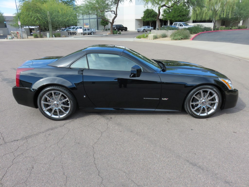 2008 Cadillac XLR-V - Black Raven