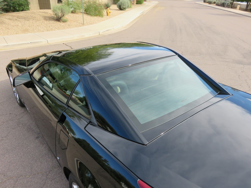 2008 Cadillac XLR-V - Black Raven