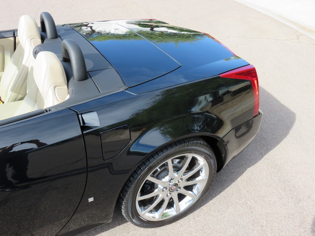 2008 Cadillac XLR-V - Black Raven