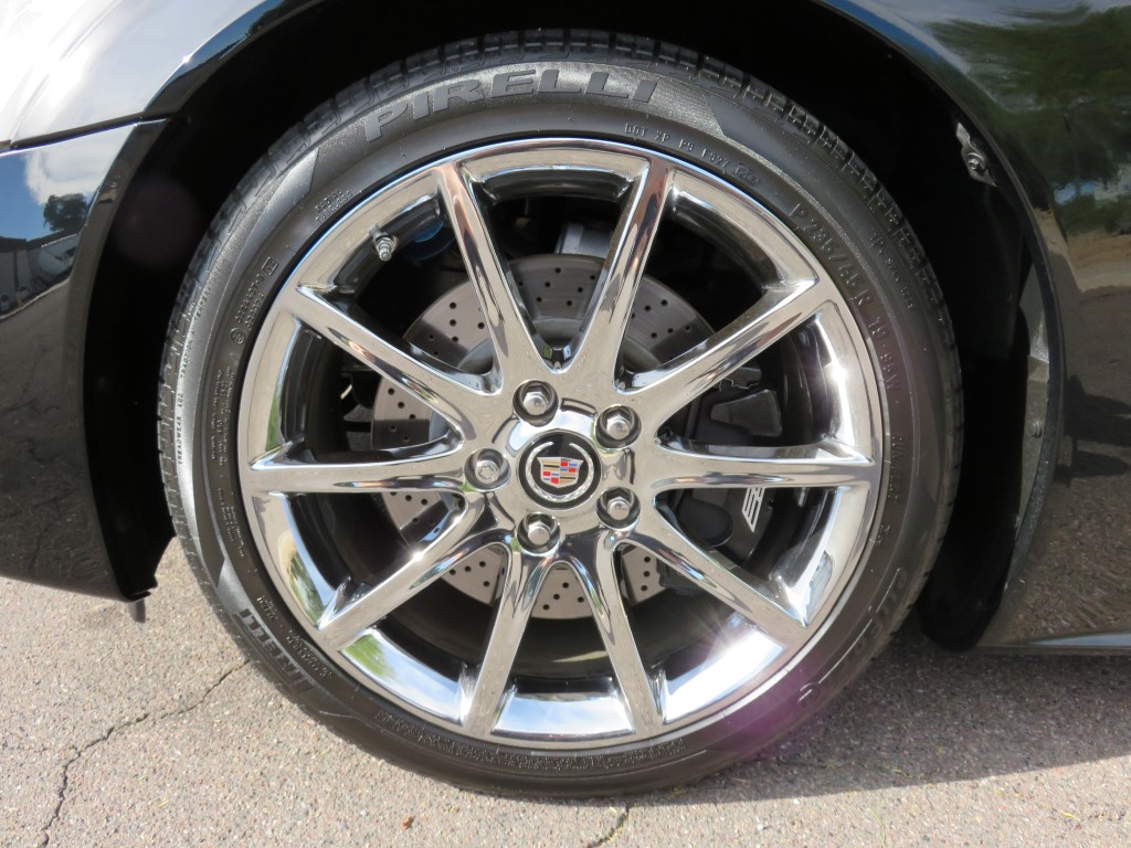 2008 Cadillac XLR-V - Black Raven