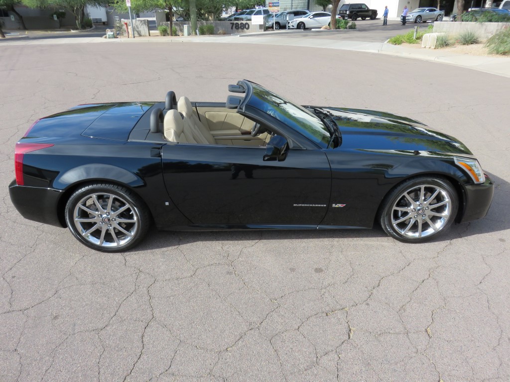 2008 Cadillac XLR-V - Black Raven