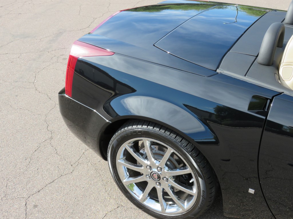 2008 Cadillac XLR-V - Black Raven