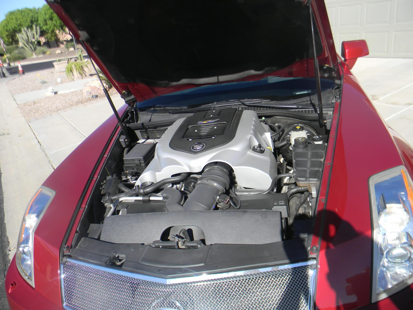 2008-cadillac-xlr-v-crystal-red-metallic-16.jpg