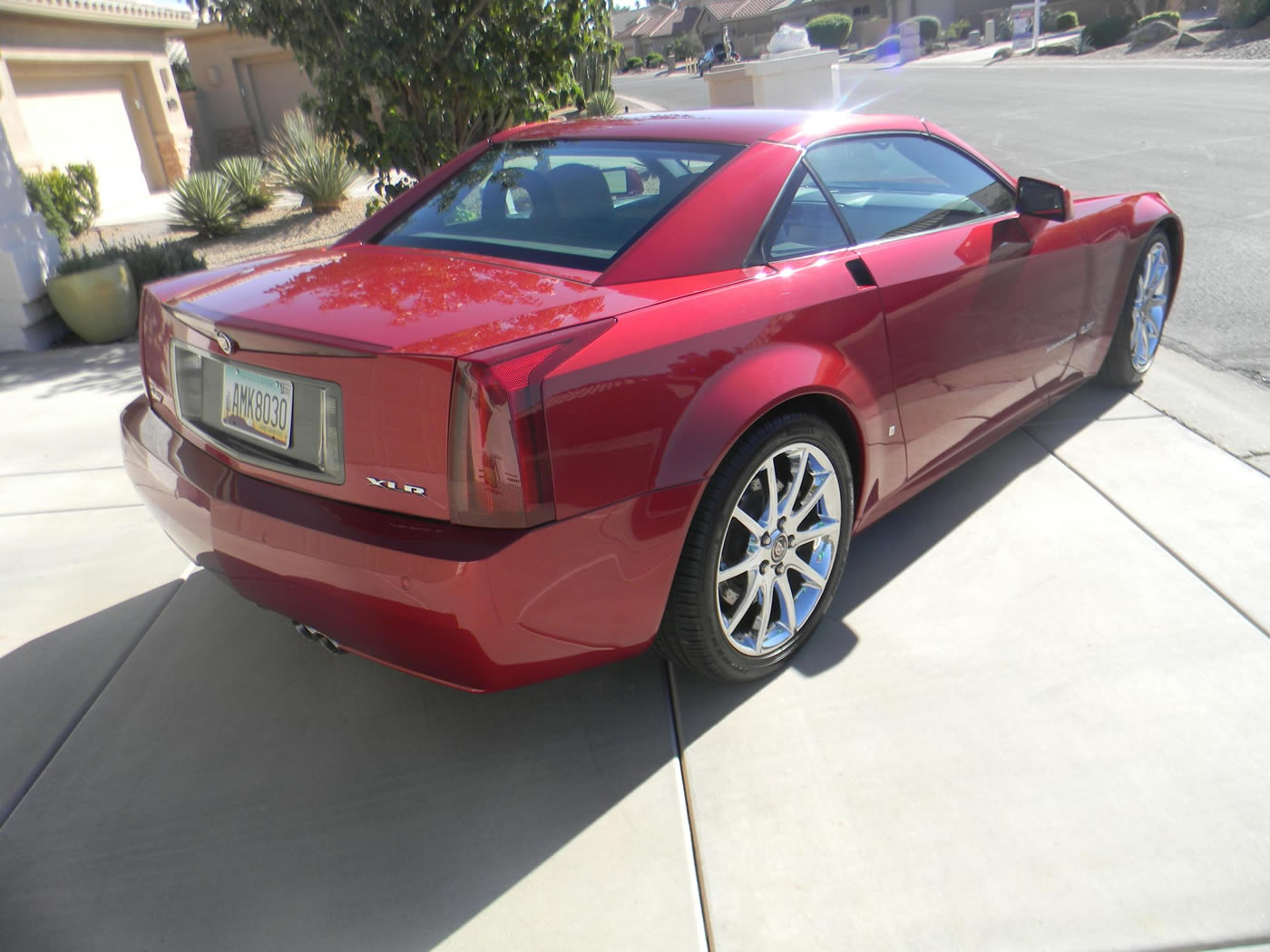 2008 Cadillac XLR-V in Crystal Red Metallic