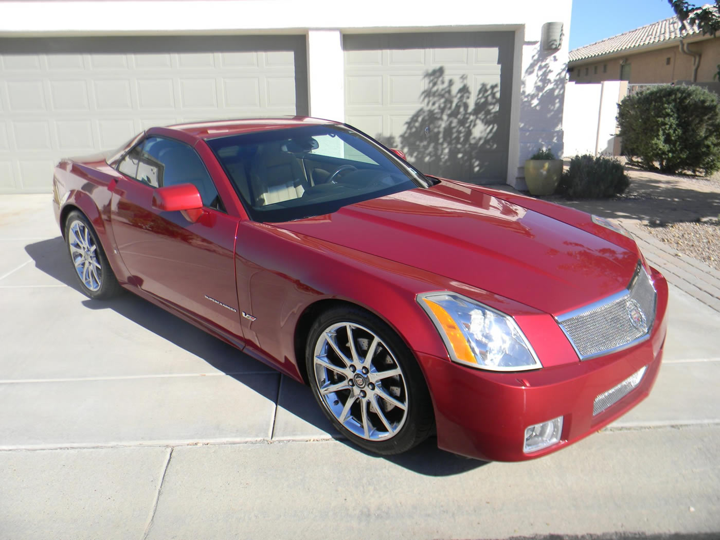 2008 Cadillac XLR-V in Crystal Red Metallic