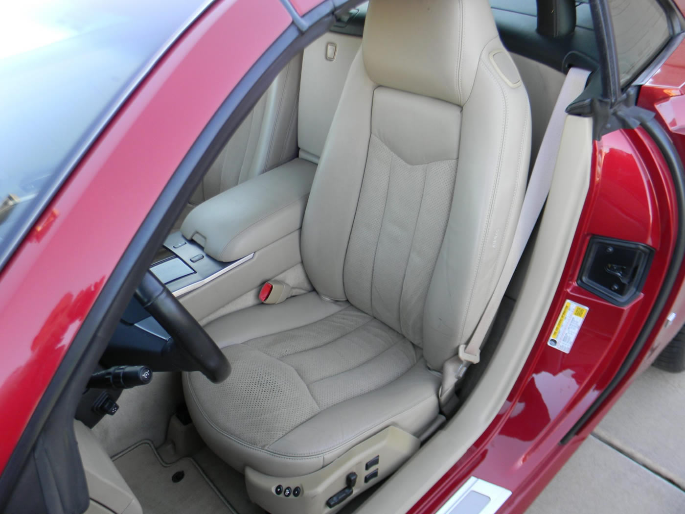 2008 Cadillac XLR-V in Crystal Red Metallic