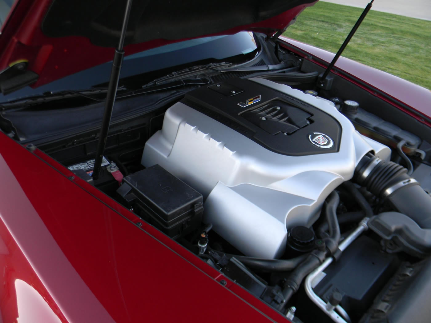 2008 Cadillac XLR-V in Crystal Red Metallic