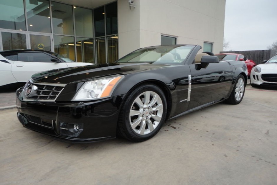 2009 Cadillac XLR - Black Raven
