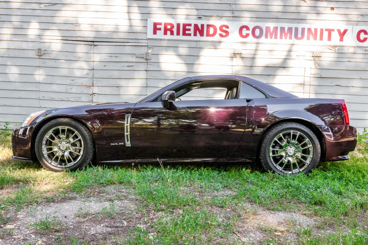 2009 Cadillac XLR in Black Cherry Metallic