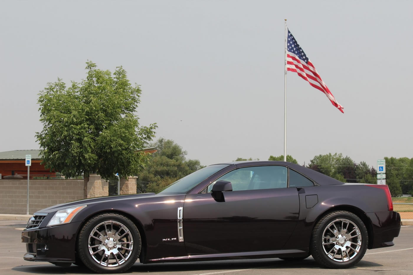 2009 Cadillac XLR in Black Cherry Metallic