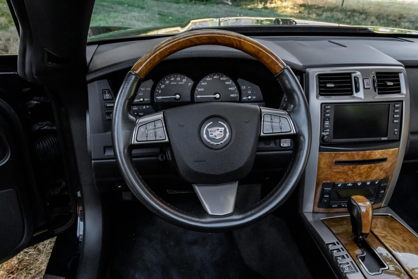 2009 Cadillac XLR in Black Cherry Metallic