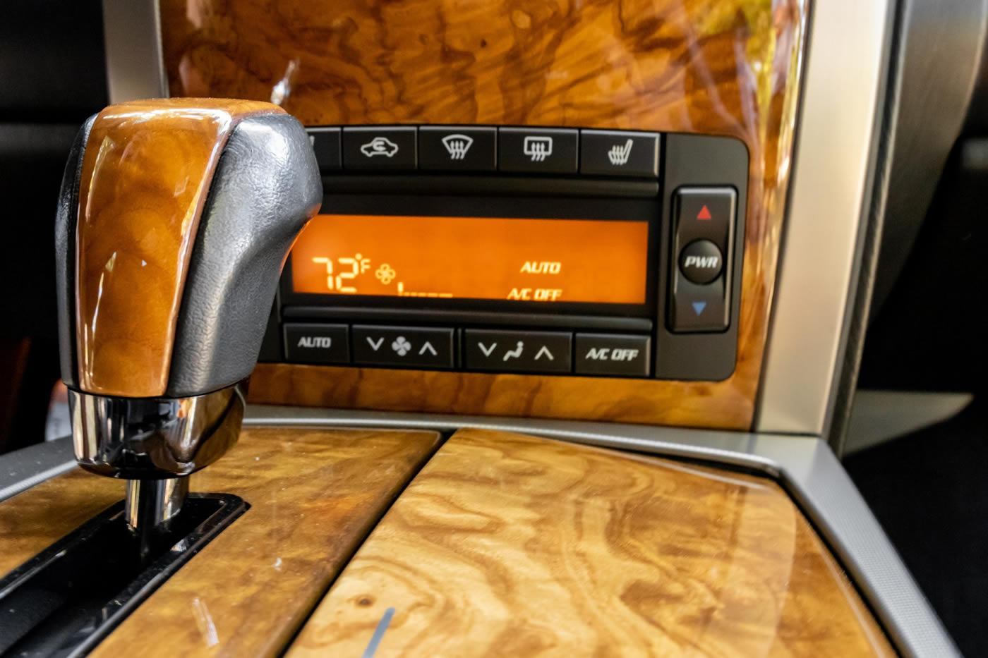 2009 Cadillac XLR in Black Cherry Metallic