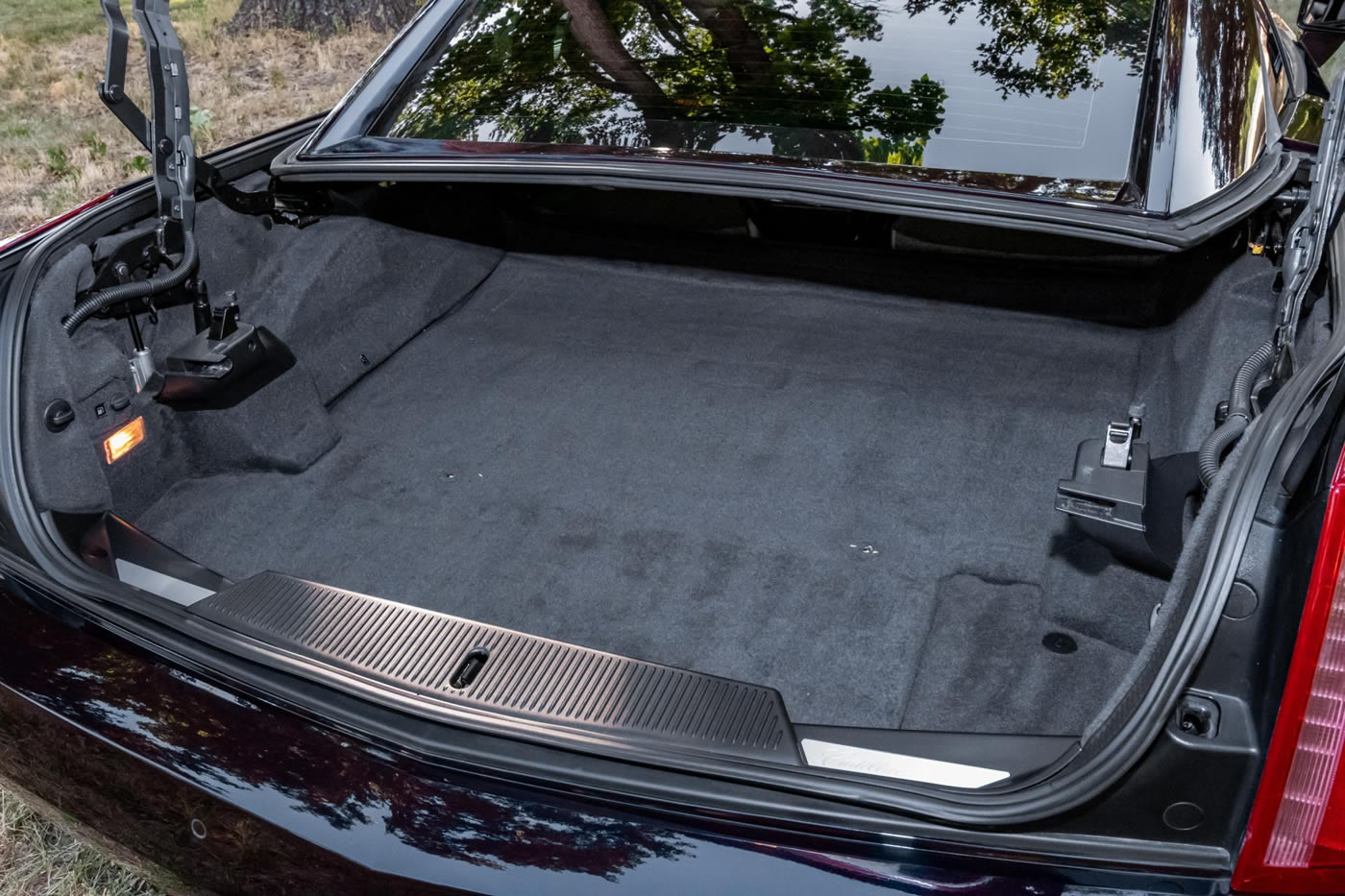 2009 Cadillac XLR in Black Cherry Metallic