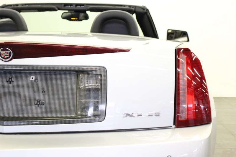 2009 Cadillac XLR in Radiant Silver