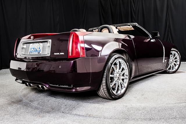 2009 Cadillac XLR-V - Black Cherry Metallic