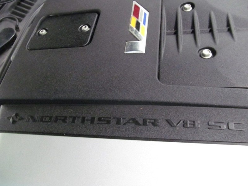 2009 Cadillac XLR-V in Black Raven