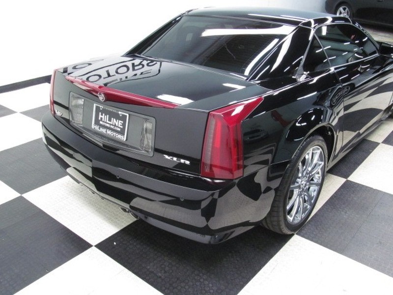 2009 Cadillac XLR-V in Black Raven